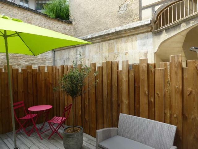 Insolite Appart Pasteur Apartment Дижон Екстериор снимка